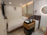 ION HOTEL Dongdaemun Hotels near Ogan Bridge