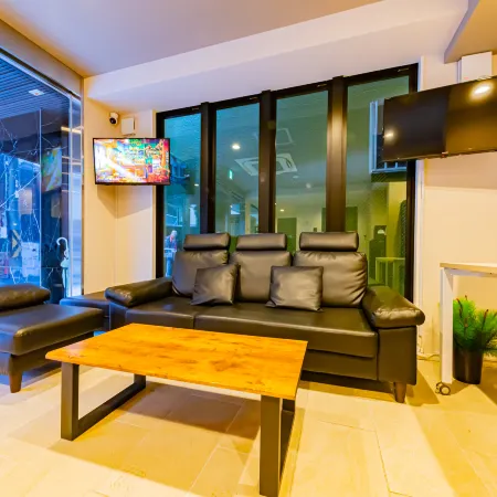 JA Hotel Namba South Отели рядом с достопримечательностью «Общественная баня Tatsumi Onsen»