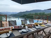 Trip.com Group Country Retreats (Shanxi Manghe Taihang Mijing Joint Resort） فنادق في يانغ تشنغ