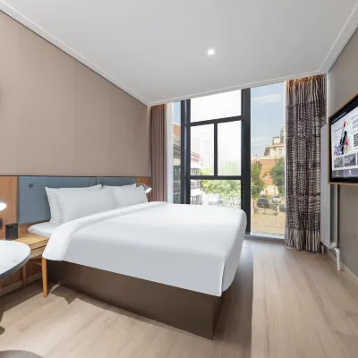 Yijia Hotel (Tianjin Jinnan Aeon Mall New National Convention and Exhibition Center) Các khách sạn gần Quảng trường Jinwan