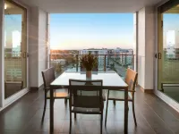 H on Mitchell Apartment Hotel Hotels near Aquascene