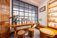 Dunhuang   Yunjing  Hotel