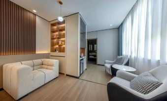 YiNing TaoGu Holiday Hotel