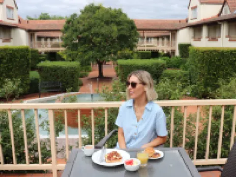 เมอร์เคียว แคนเบอร์รา โรงแรมในBraddon