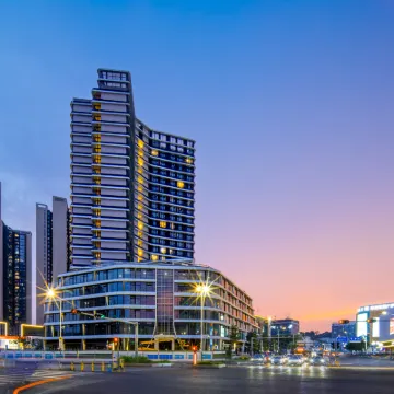 鉑璽 · 城景影音SERVICE APARTMENT（深圳觀瀾滙茜坑地鐵站店）