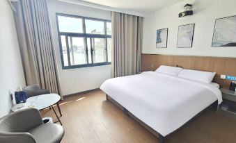 Junyu Liangqi Homestay
