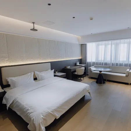 Northern Star Hotel (Urumqi Station North Square Branch) Отели рядом со станцией Wulumuqi Railway Station