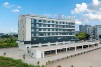 Moshang Qingju Hotel (Zhongshan Torch Software Park) Hotels near Zhongshan Torch Polytechnic