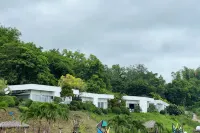 Garin Farm Pilgrimage Resort powered by Cocotel Hotel di San Joaquin