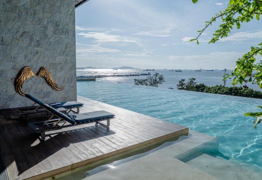 是拉查奥卓华庭酒店及酒店公寓外景图