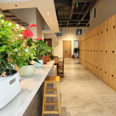 TATATA Youth Hostel