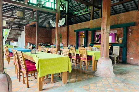 Amethyst Hotel Chiang Mai Отели рядом с достопримечательностью «Пинг»