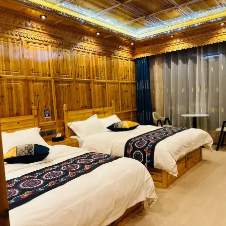 Yajiang Xiaozhu Chinese Inn Homestay