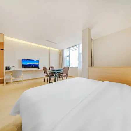 Maria Hotel (Maitreya Bamboo Garden Branch)