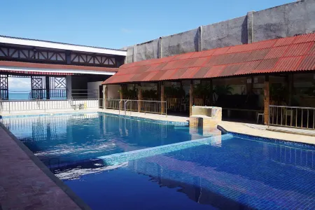 Hidden Valley Beach Resort