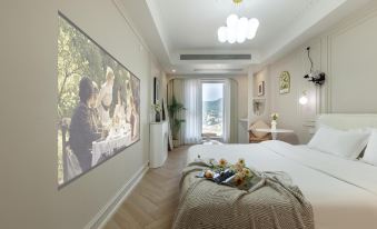 Twilight Seek·Qianxun Riverfront Homestay(Chongqing Jiefangbei-Hongyadong)
