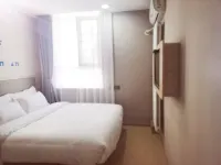 Homeinn Hotel (Chengde Bishu Shanzhuang Dutongfu Street)