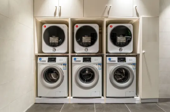 HÉONIC HOTEL & SUITES - Exclusive 2-3 Bedroom Family Suites+Curated Itineraries+Cat Coffee Öffentliche Flächen Photos