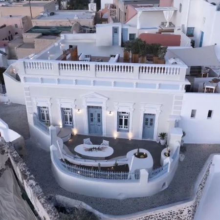 Oia Mansion