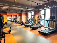 Pinghu Overseas Chinese Hotel - Gym