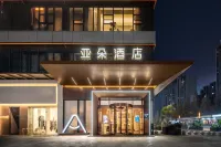 Atour Hotel Chengdu West Railway Station Zhongba Subway Station Hotels near Chengfei Campus, Chengdu University of Technology