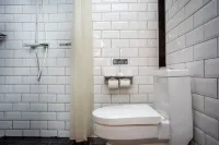 Netfish E-sports Hotel (Shanghai Putuo Changshou Road)