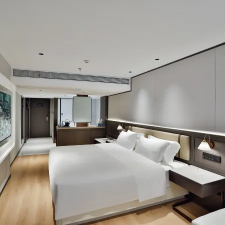 Tianjing Lake Phoenix Hotel