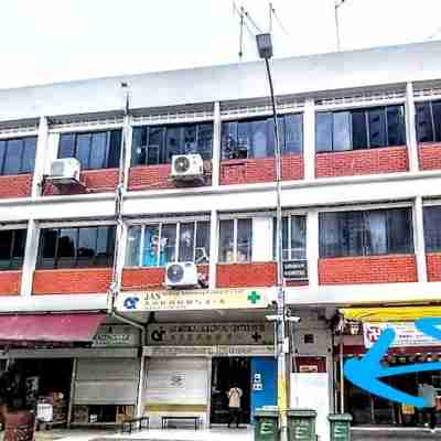 Urban Hostel Hotel Exterior
