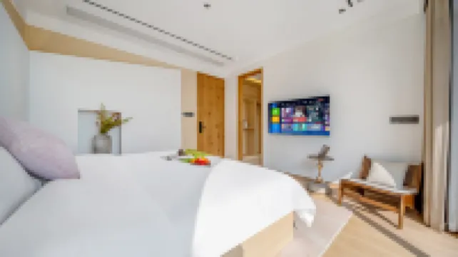 鶯飛七月·私湯民宿（OMG心跳樂園店）