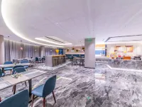 如家商旅飯店（瀋陽於洪廣場地鐵站店） 开发大道附近的飯店