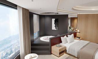 Longlin Chengfei Boyue Hotel