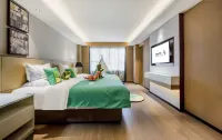 Yeste International Hotel (Liuzhou Cruise Terminal Shuangyu Hui River View Branch) Hotels near Liuzhou Garden Expo Park Scenic Area - Hezhou Garden