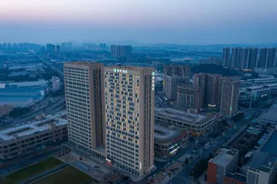 Ni Hao Hotel (Wuhan Renmin Qichecheng) Các khách sạn gần Wuhan Business College