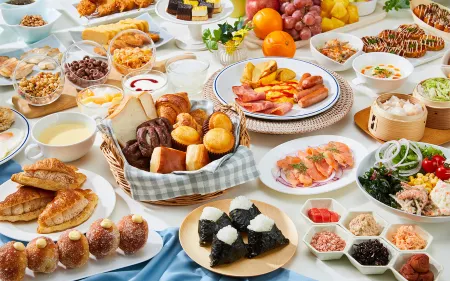 HOTEL UNIVERSAL PORT