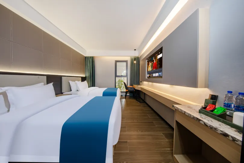 CRAWFORD.S.HOTEL