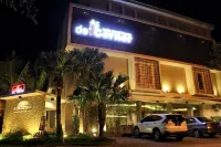 De Corner Suite Guesthouse Hotel di 