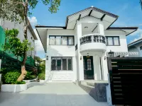 Brunsvigia Pool Villa