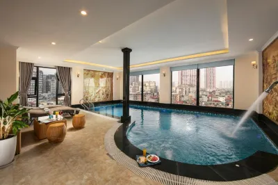 Luxe Paradise Suites Dich Vong Hau Các khách sạn ở Hà Nội