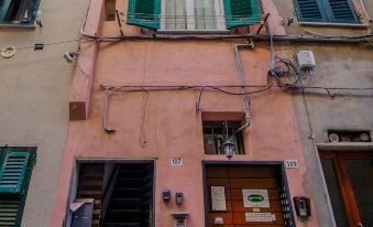 The Dream of Annetta Luxury Apartment