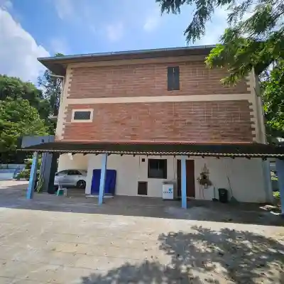 Blue Robin Homestay. Hotel Exterior