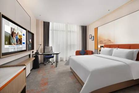 Hampton by Hilton Yichun High-speed Railway Station Отели рядом с достопримечательностью «Yichun University Vocational and Technical College»