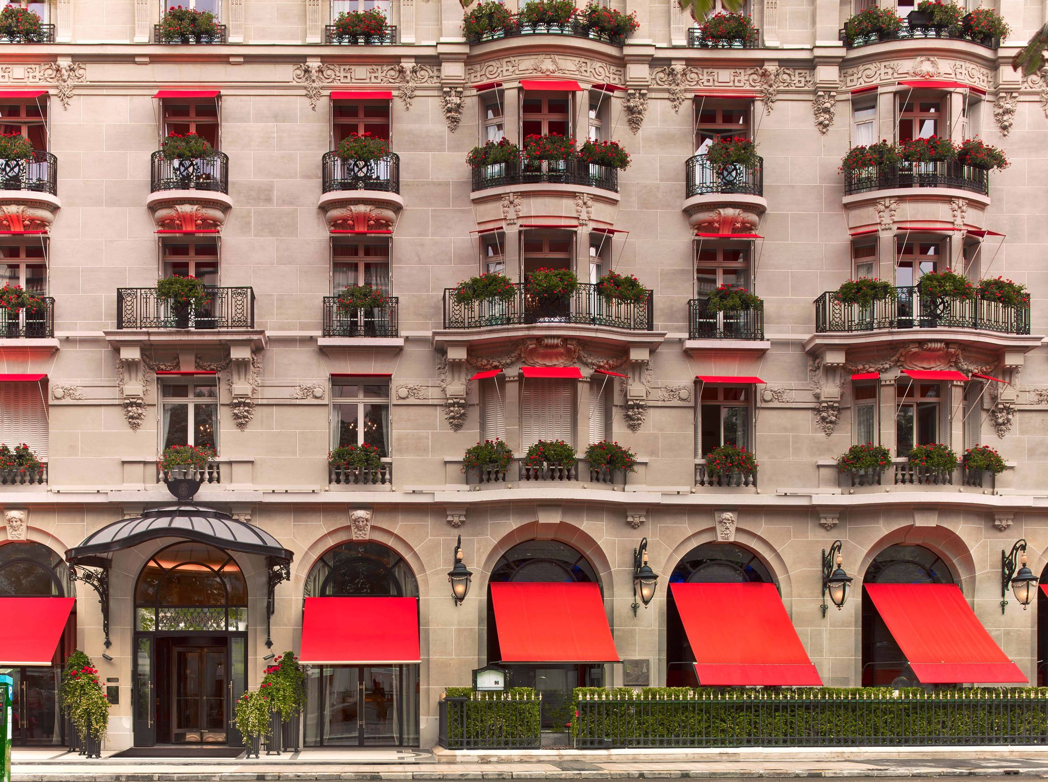 Plaza Athénée Paris & Dior Spa