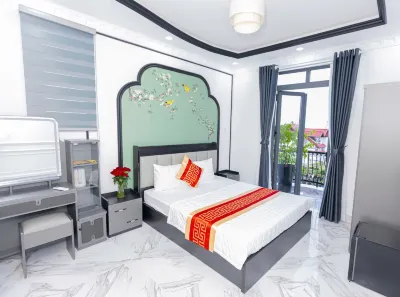 Phú Gia Hotel 2160 Huỳnh Tấn Phát Các khách sạn gần Thánh thất Tân Kim