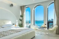 Seavista Boutique Hotel - balcony