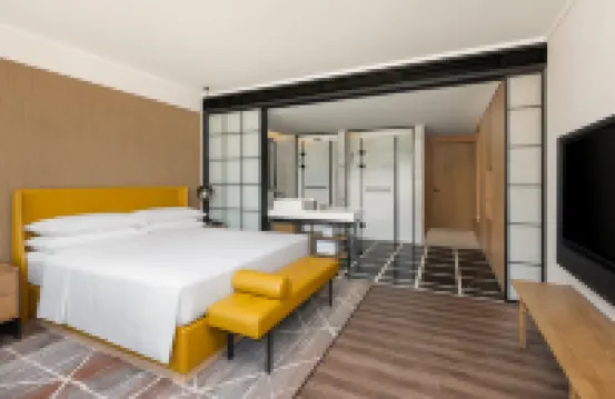 Sheraton Hangzhou Fuyang Hotels in Fuyang District