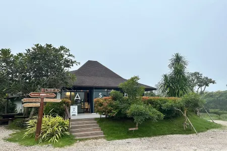 Phorpun Resort Lampang Отели рядом с достопримечательностью «Wat Lampang Klang Tawan Tok»