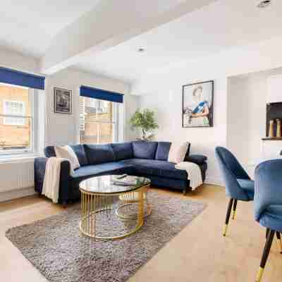Luxury 3 Bed w/ AC | Marylebone | Central London Rooms