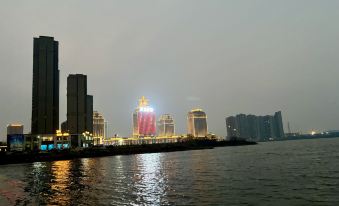 City Boutique Hotel (Wuhan Yangluo Sunshine Avenue Moore City Branch)