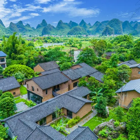 Qilu Hotel
