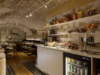 Best Western Bretagne Montparnasse Отели рядом с достопримечательностью «14-й округ: Монпарнас»